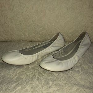 Vera Wang Lavender Label Ballet Flats